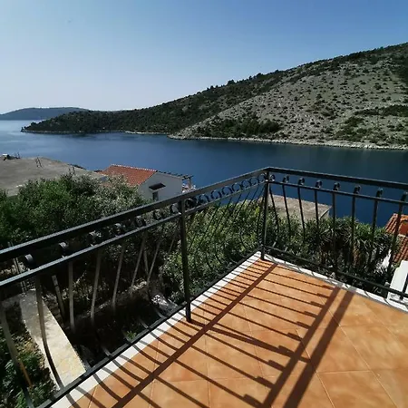 Dadic Apartment Vinišće